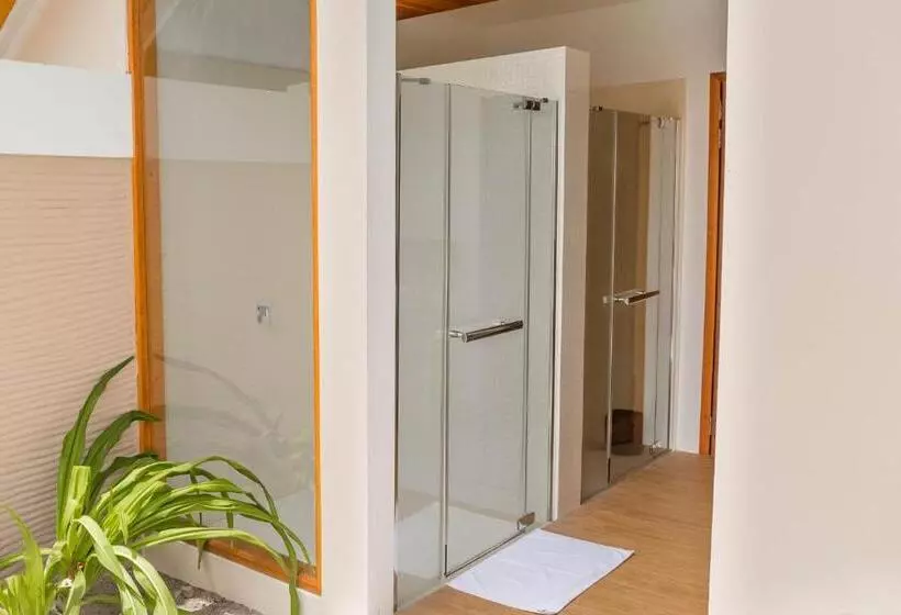 هتل Kudafushi Resort & Spa