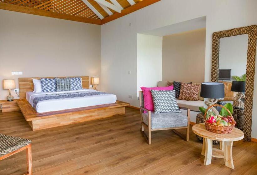 هتل Kudafushi Resort & Spa