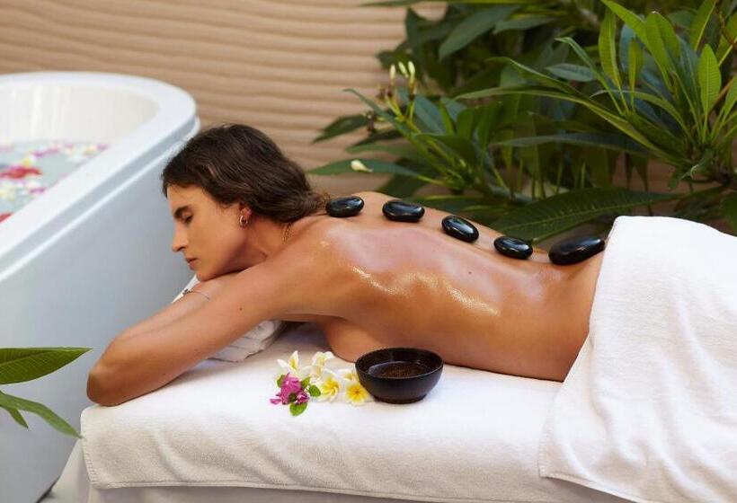 هتل Kudafushi Resort & Spa