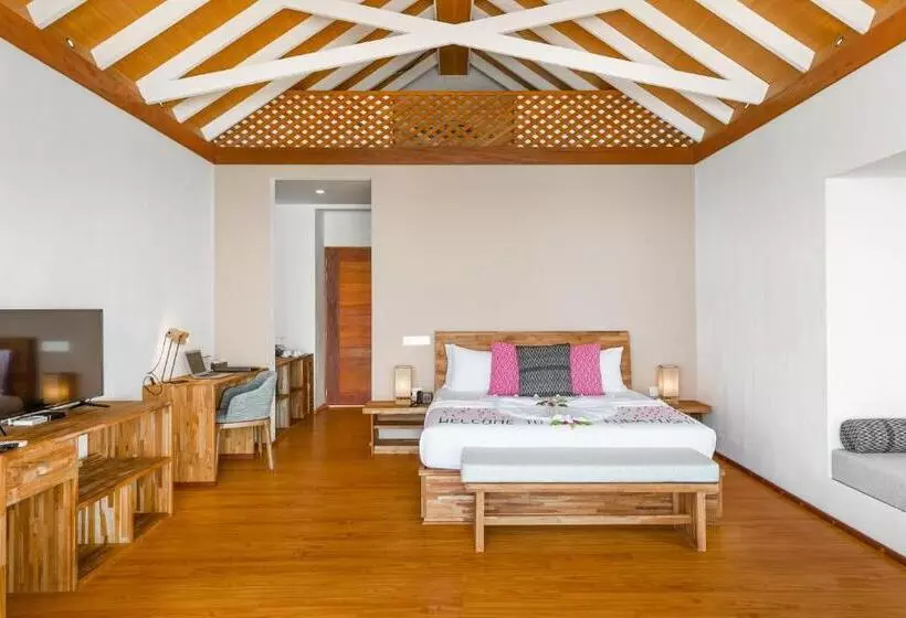 هتل Kudafushi Resort & Spa