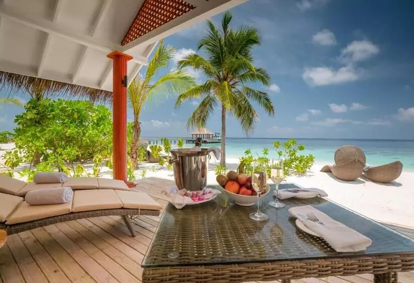 هتل Kudafushi Resort & Spa