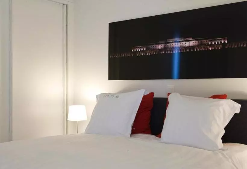 هتل Leopold5 Luxe-design Apartment