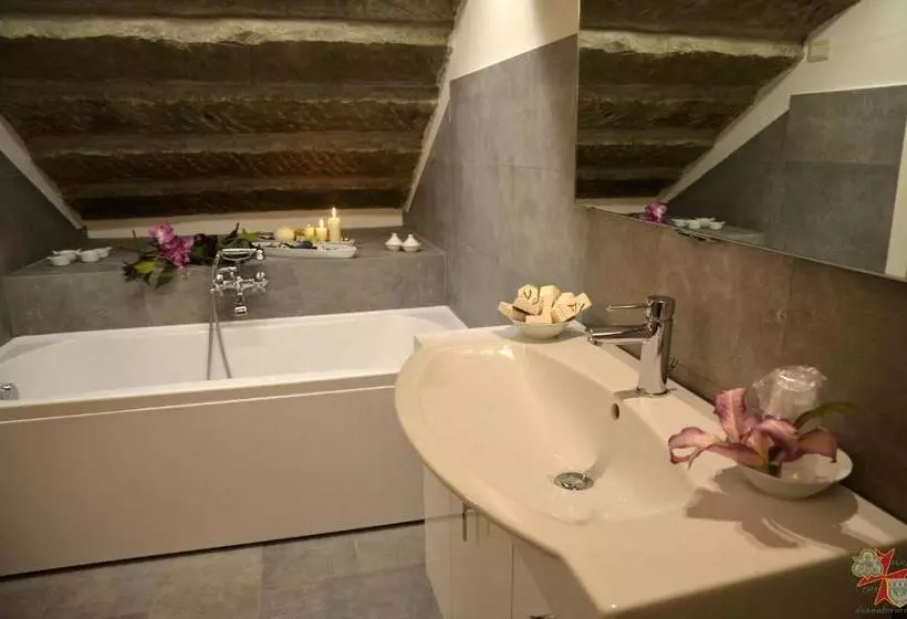 هتل Residence Donnaberarda