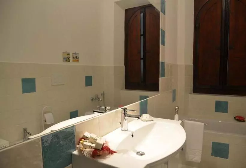هتل Residence Donnaberarda