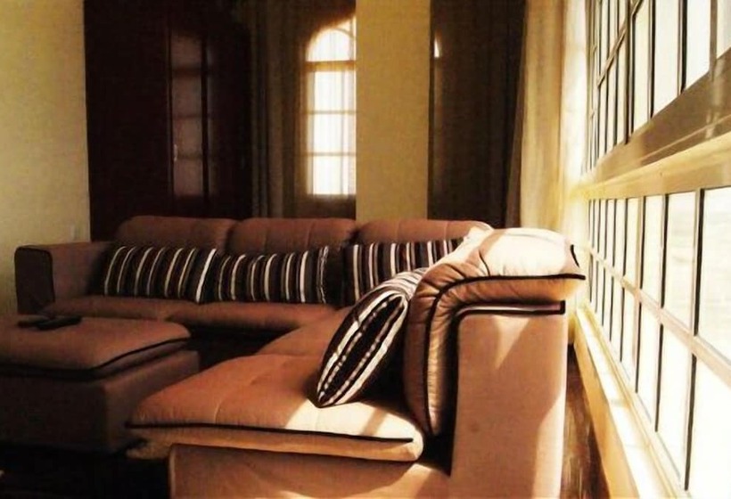 호텔 Salalah Plaza