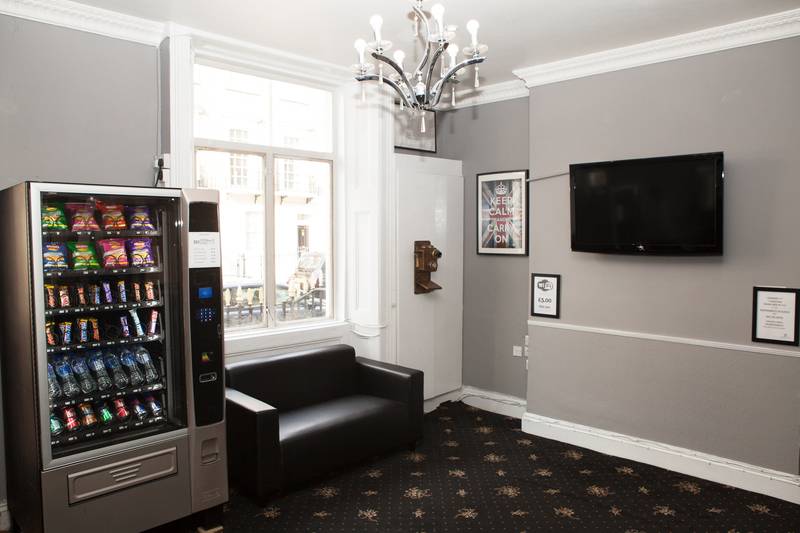 酒店 The Tudor Inn