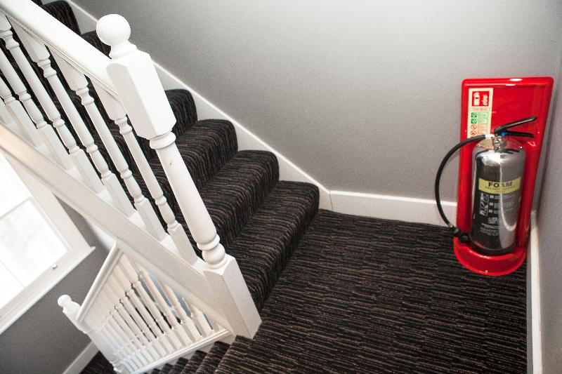 酒店 The Tudor Inn