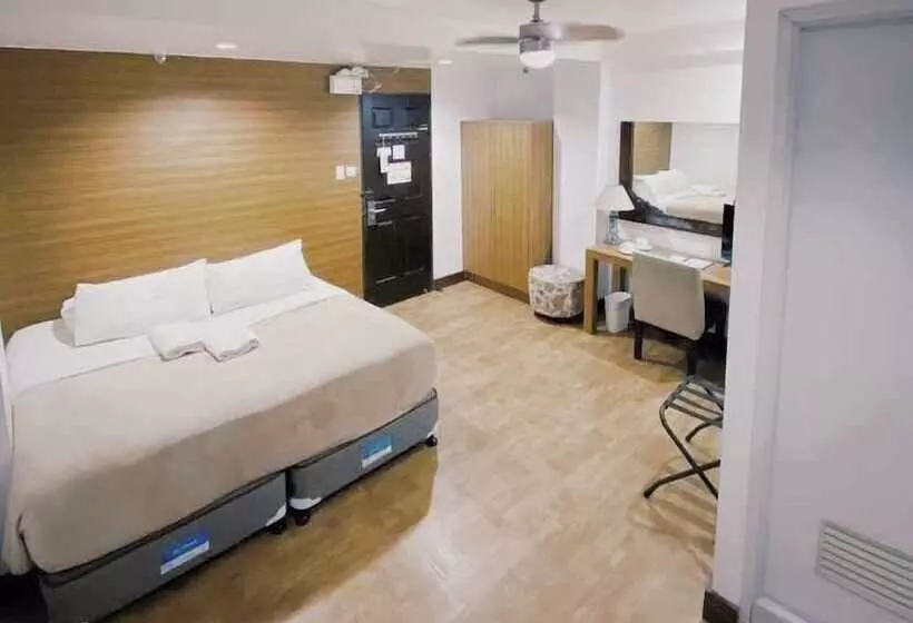 Hotelli Urban Inn Iloilo