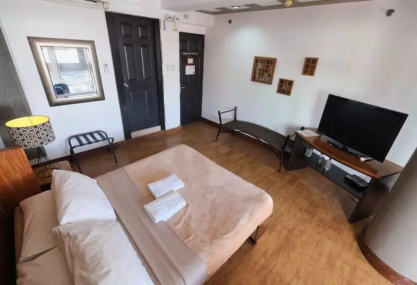 Hotelli Urban Inn Iloilo