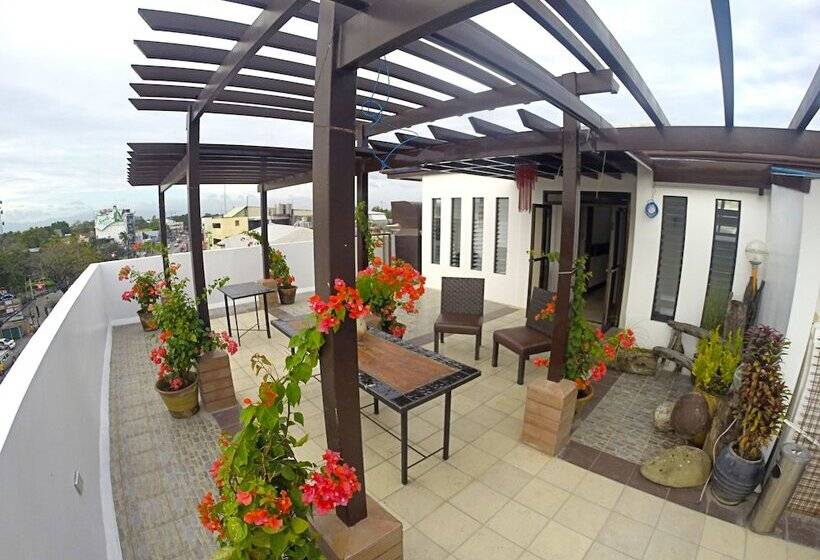 בית מלון כפרי Urban Inn Iloilo