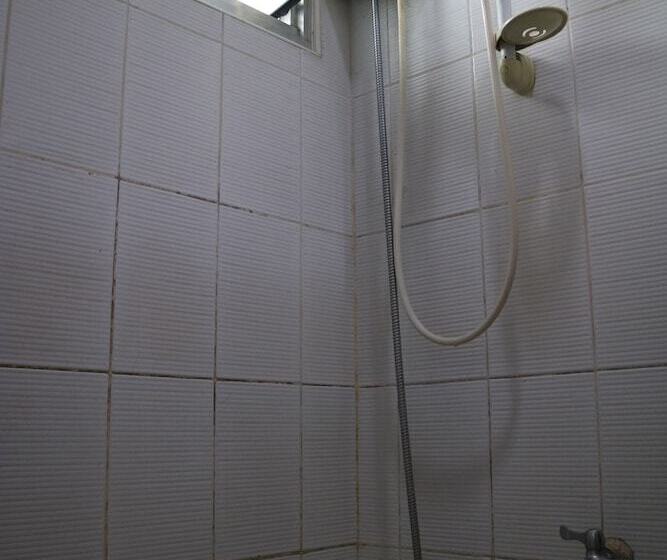 בית מלון כפרי Urban Inn Iloilo