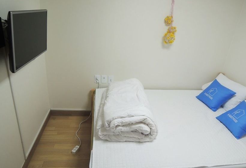 펜션 Myeongdong Stay