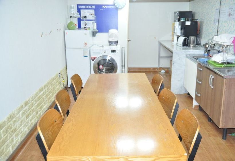 펜션 Myeongdong Stay