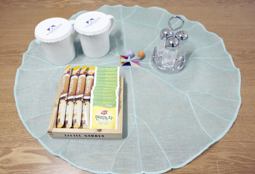 펜션 Myeongdong Stay