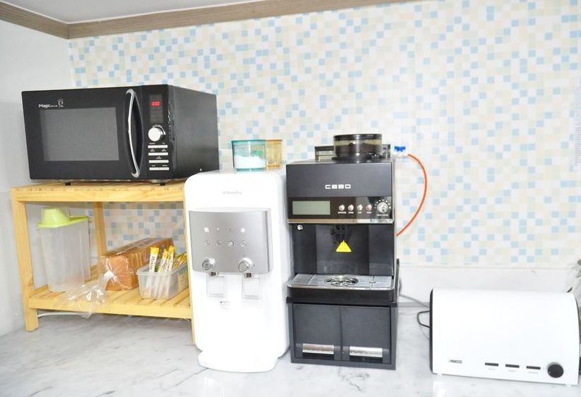 펜션 Myeongdong Stay