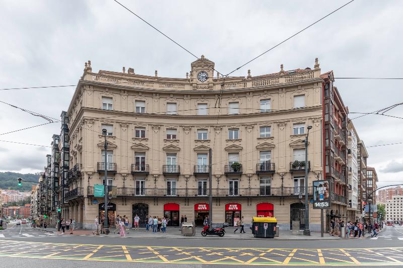Hotell B48 Bilbao Abando Serviced Apartments