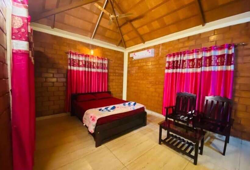 酒店 Silver Sand Beach Resort