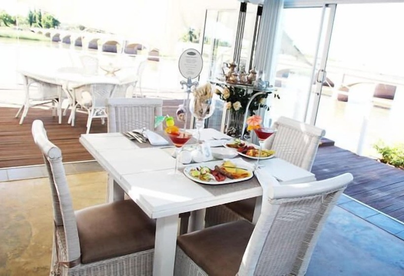 צימר Belurana River Manor