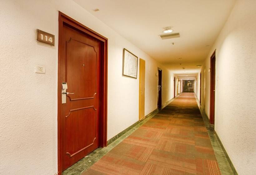 Fabhotel Avs Gachibowli Extn