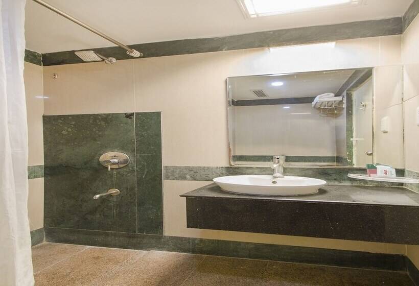 Fabhotel Avs Gachibowli Extn