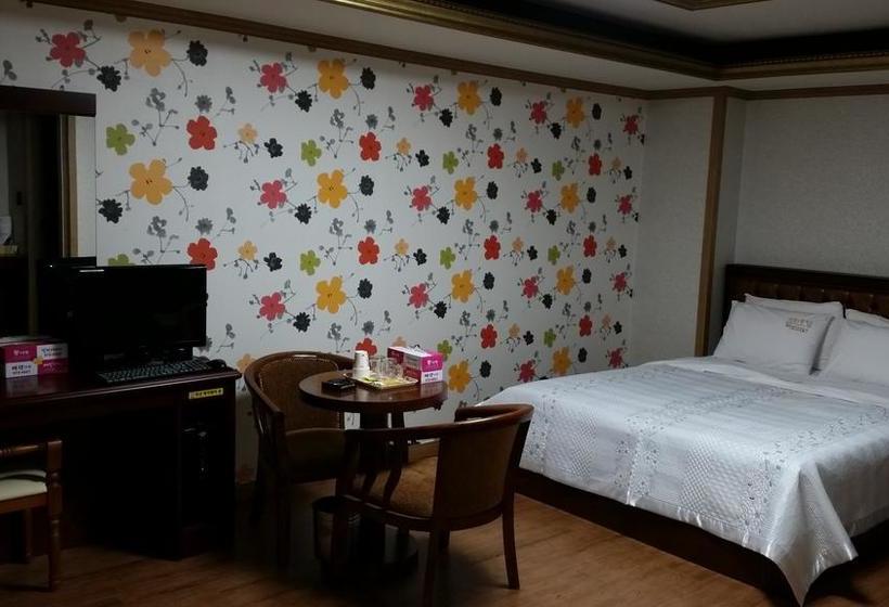 فندق Gwangju  Banana