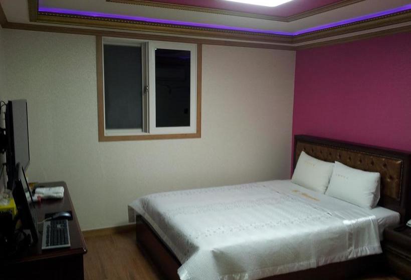 فندق Gwangju  Banana