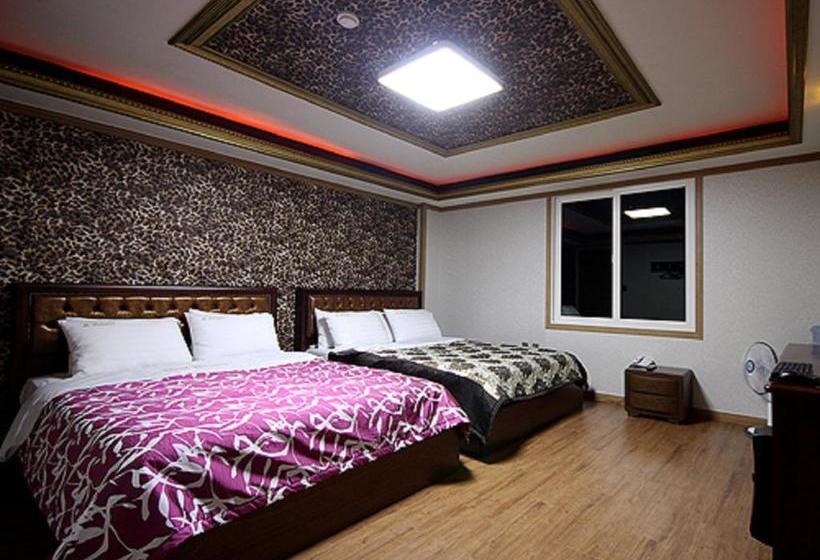 فندق Gwangju  Banana