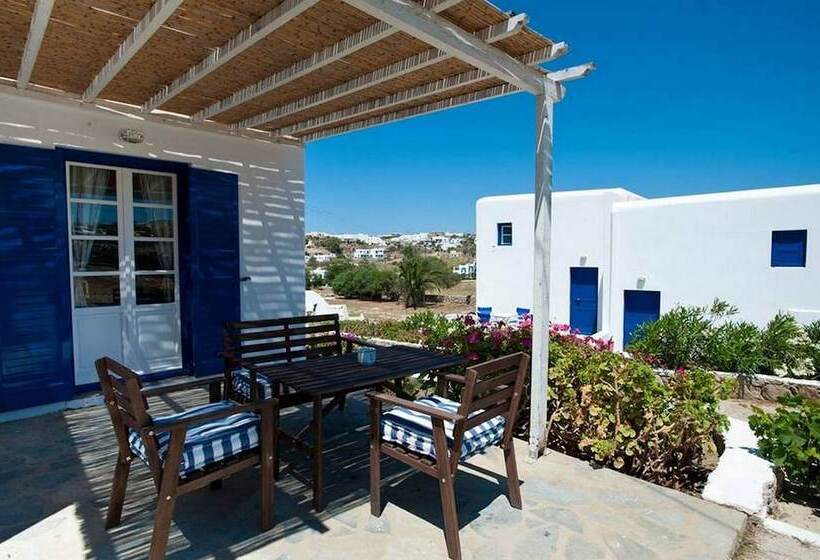 Gryparis' Club Apartments