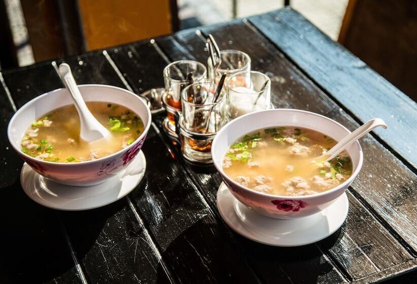 Hotel All Nations Guesthouse