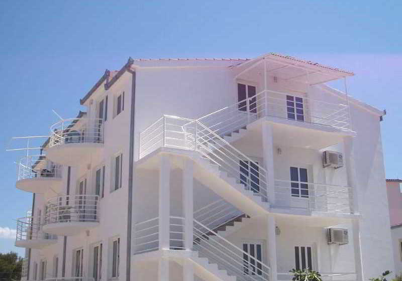 호텔 Apartmani Niko