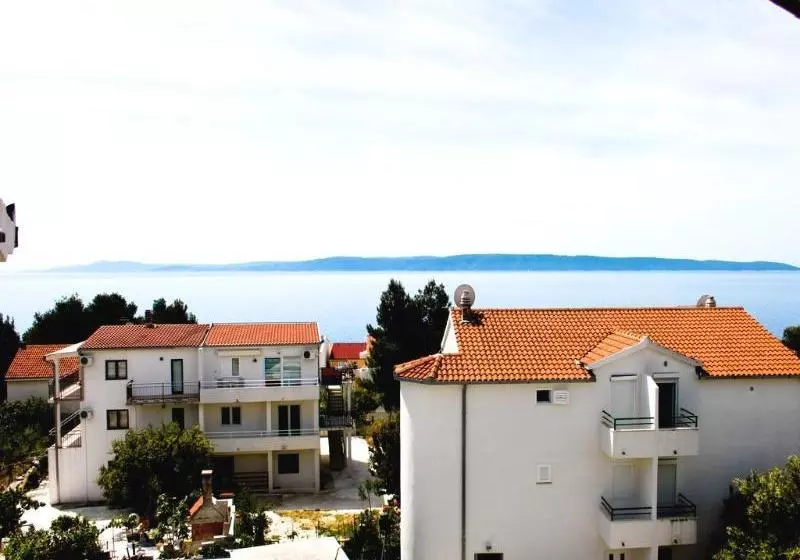 Hotelli Apartmani Niko