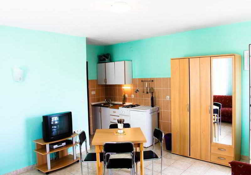 호텔 Apartmani Niko