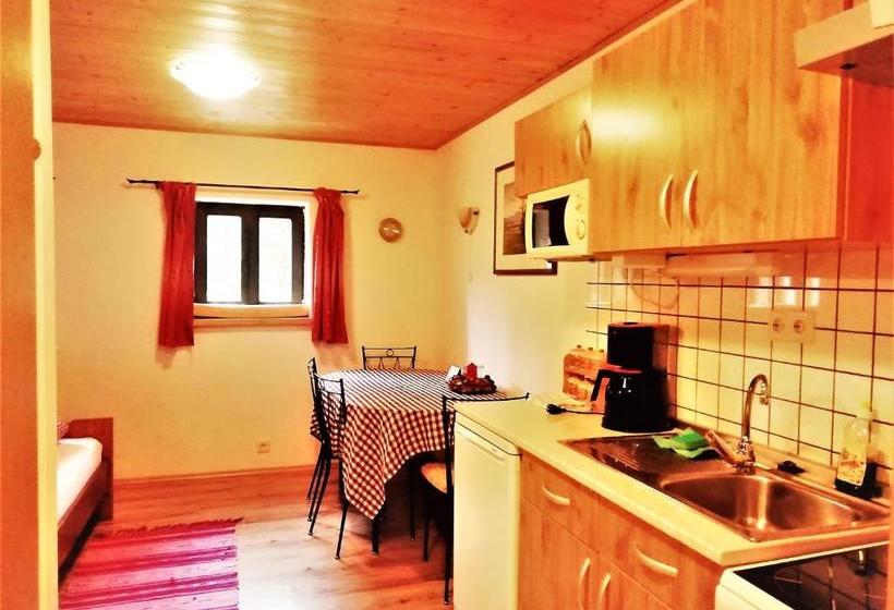 ホテル Ferienhaus Nocki