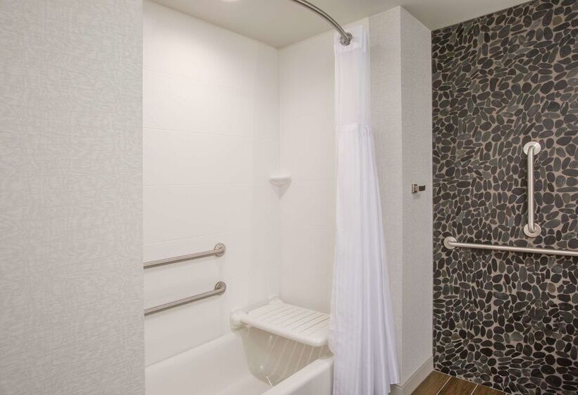 בית מלון כפרי Hilton Garden Inn Olympia