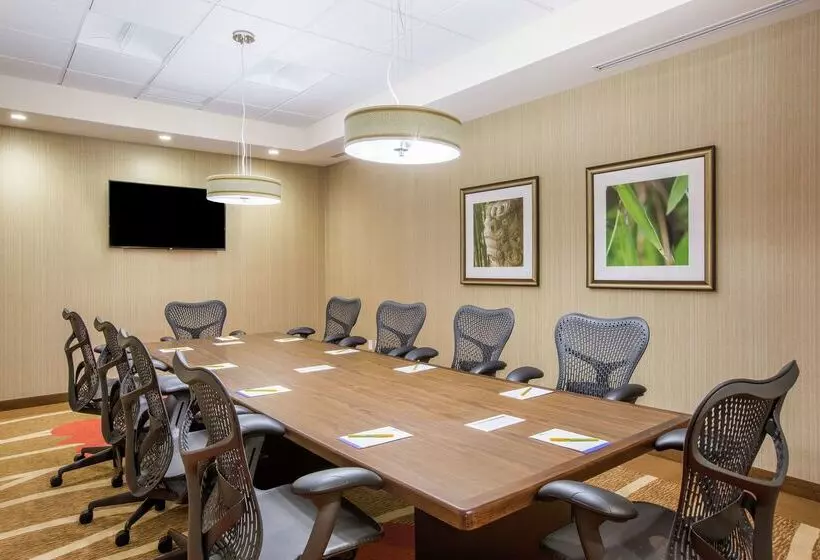 ホテル Hilton Garden Inn Olympia