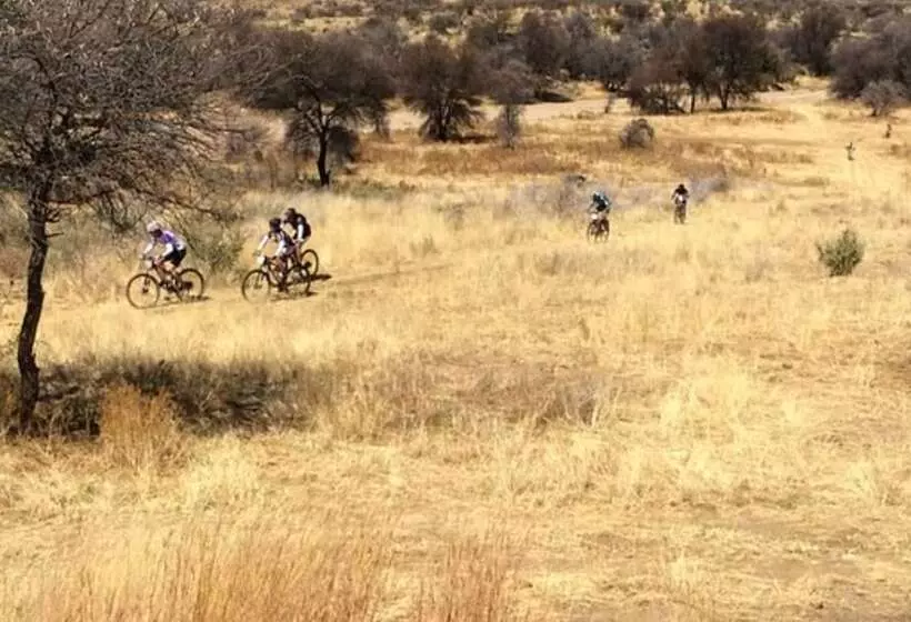 هتل Leopard Lodge