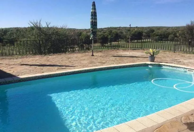 هتل Leopard Lodge