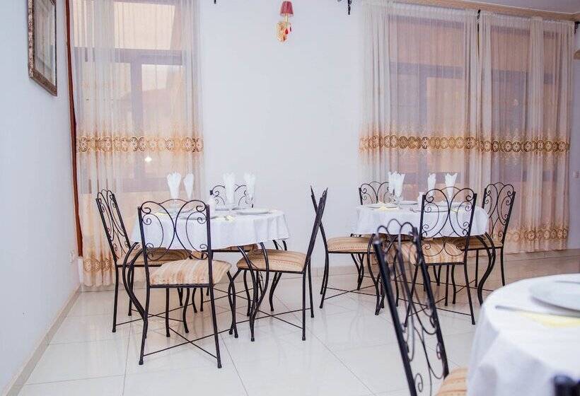 هتل Mountain S View