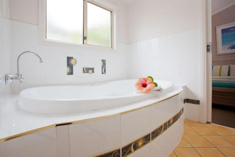 Hotel Nrma Ocean Beach Holiday Resort