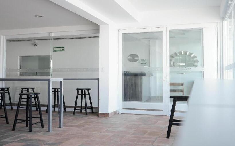 Hotel Opportunity León