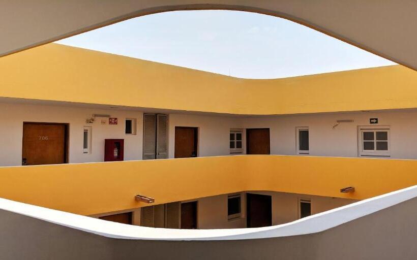 Hotel Opportunity León