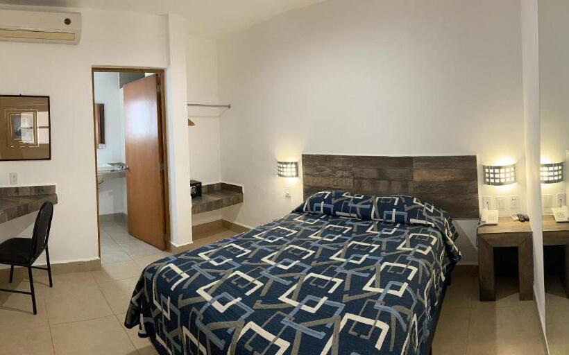 Hotel Opportunity León