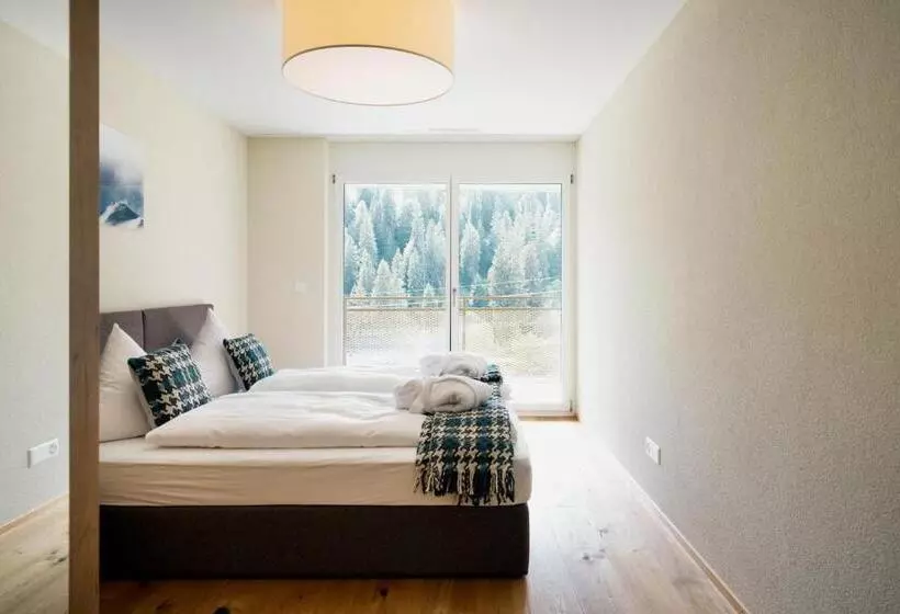 ホテル Peaks Place Apartments & Spa