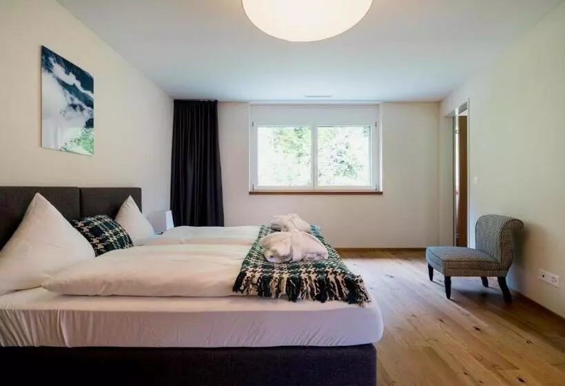 ホテル Peaks Place Apartments & Spa