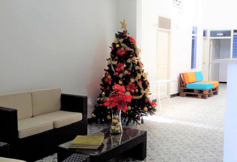 호텔 Solaz Hostel Santa Marta