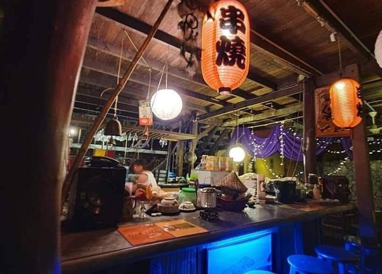 هتل The Secret Sanctuary Boutique Cottage Kuching