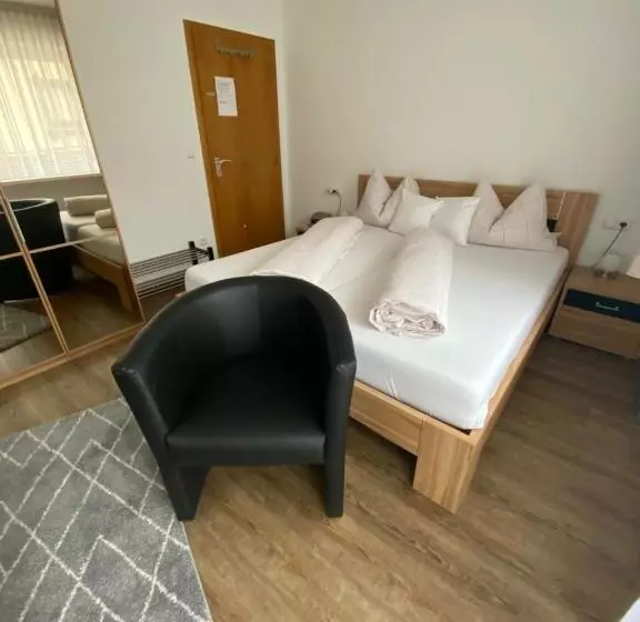 ペンション Gästehaus Und Ferienwohnung Bächle