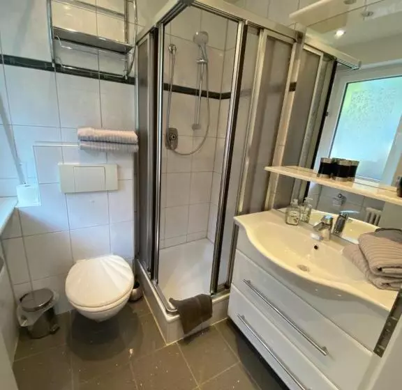ペンション Gästehaus Und Ferienwohnung Bächle