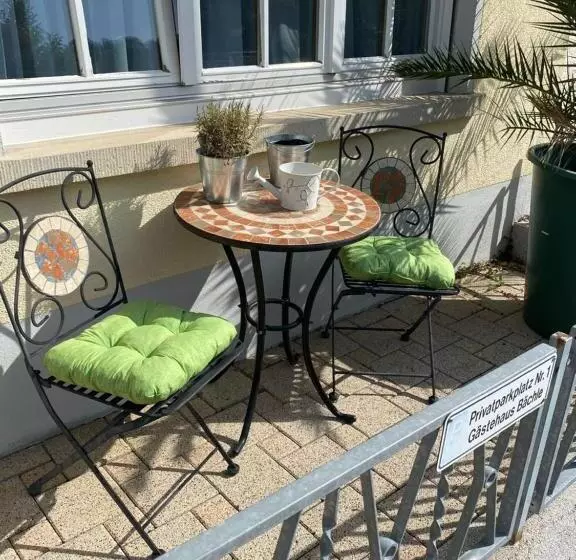 ペンション Gästehaus Und Ferienwohnung Bächle