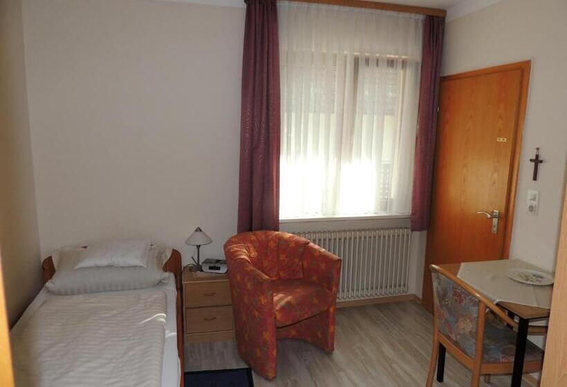 膳宿费 Gästehaus Und Ferienwohnung Bächle